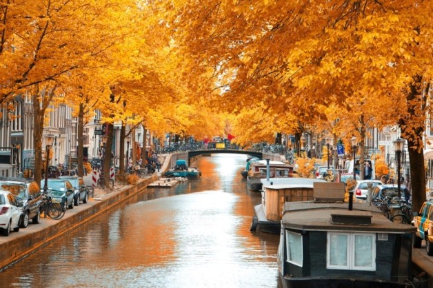 Does Autumn Bring Out the Best in Europe?